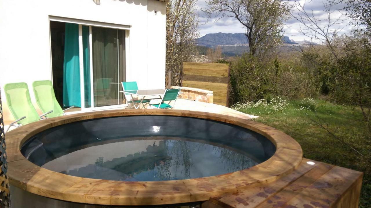 Spa Cabanon De Charme - Le Garagai Мейрей Екстер'єр фото