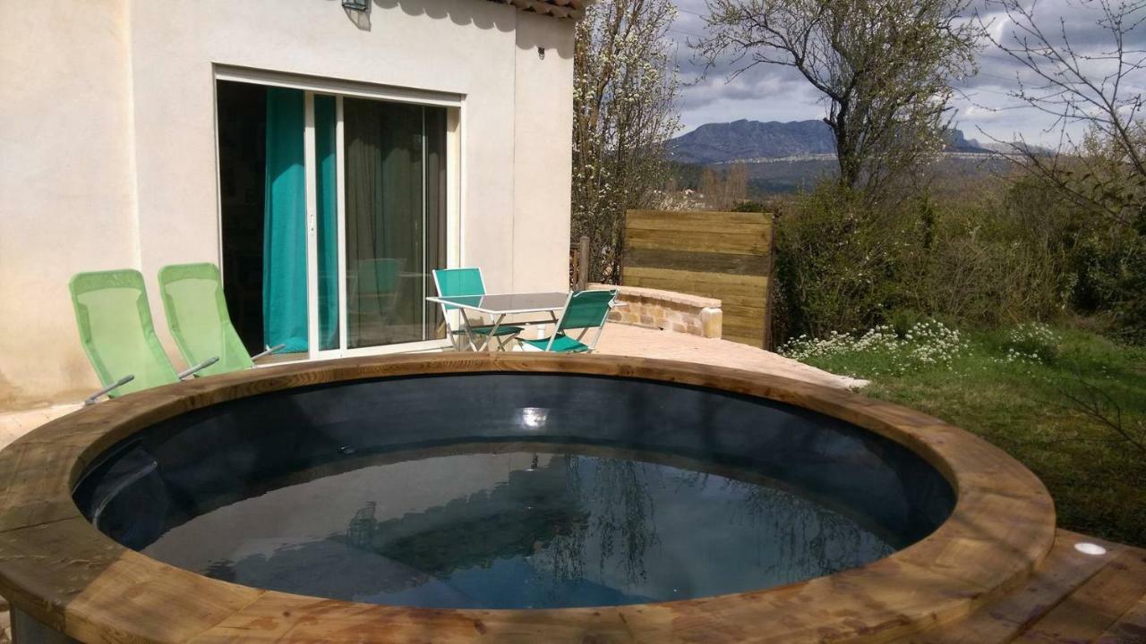 Spa Cabanon De Charme - Le Garagai Мейрей Екстер'єр фото